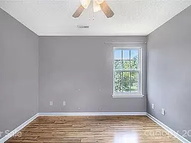 10529 Haddington Dr NW — Photo 10