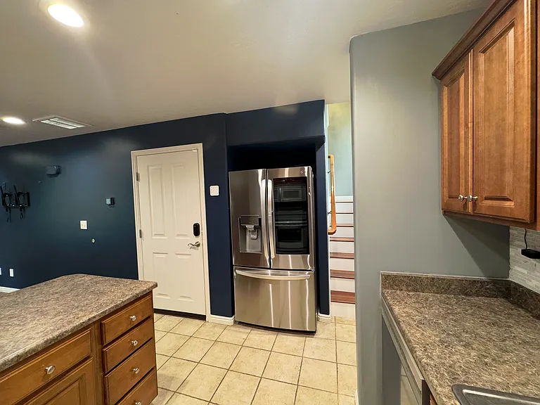 430 N Hodges Ln — Photo 7