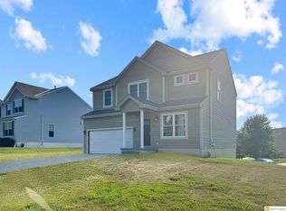 2402 Crystal Dr, Papillion, NE 68046