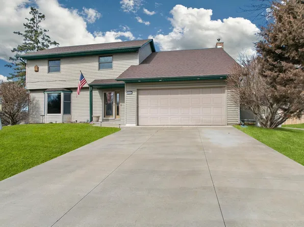 626 Nightingale Blvd, Stillwater, MN 55082