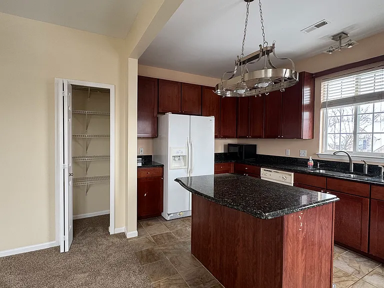 1220 Alameda Blvd — Photo 11