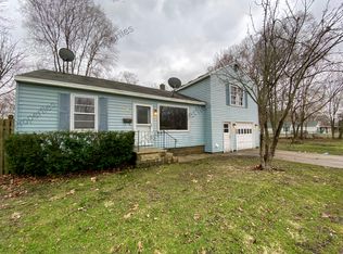 301 E Kankakee River Dr, Wilmington, IL