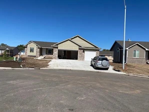 4543 Atherton St, Maize, KS 67101