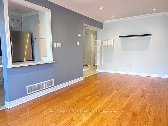 5 bed, $3,150 — Photo 3
