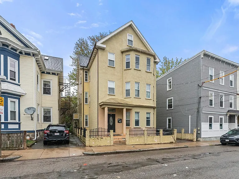 66 Mozart St #3 — Photo 13
