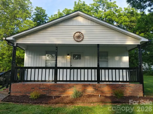 702 Harmon Rd, Kings Mountain, NC 28086