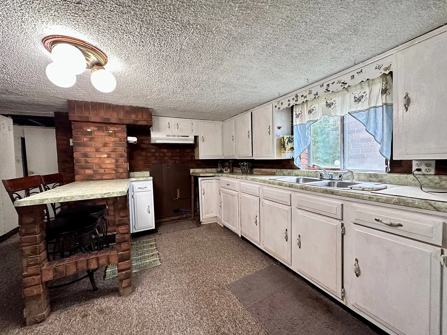 2 bed, 752 sqft, $1,200 — Photo 3