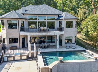 448 Via Del Lago Dr, Sunrise Beach, MO 65079