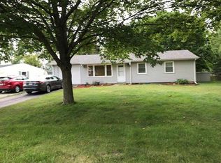 447 Nantucket Rd, Valparaiso, IN 46385