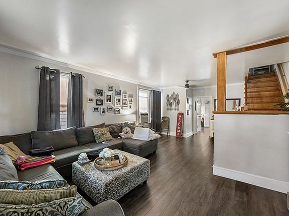 4th image of 303 Walter Ave