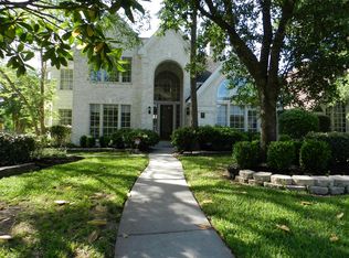 82 W Lakemist Cir, Spring, TX 77381
