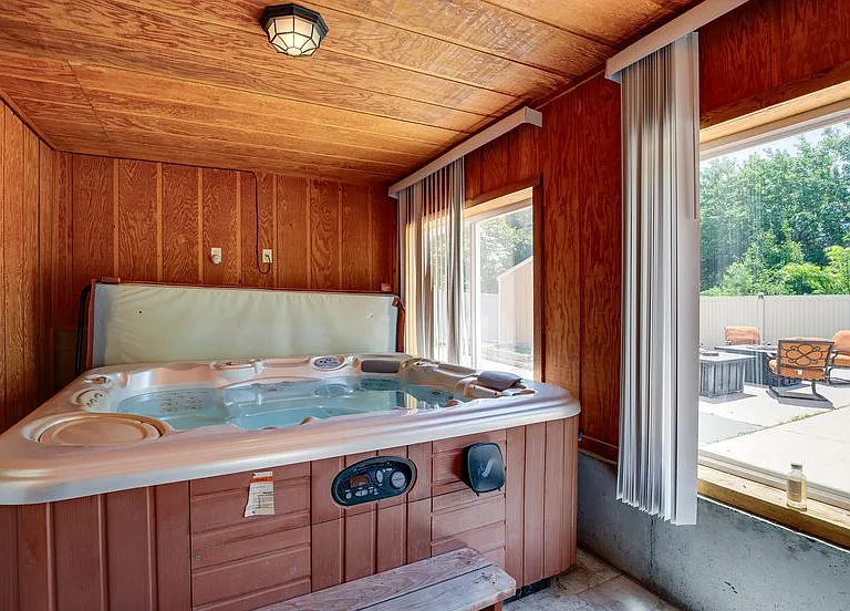 1909 Coyote Ct — Photo 4