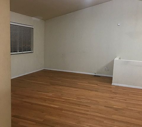4th image of 2675 W Asbury Ave