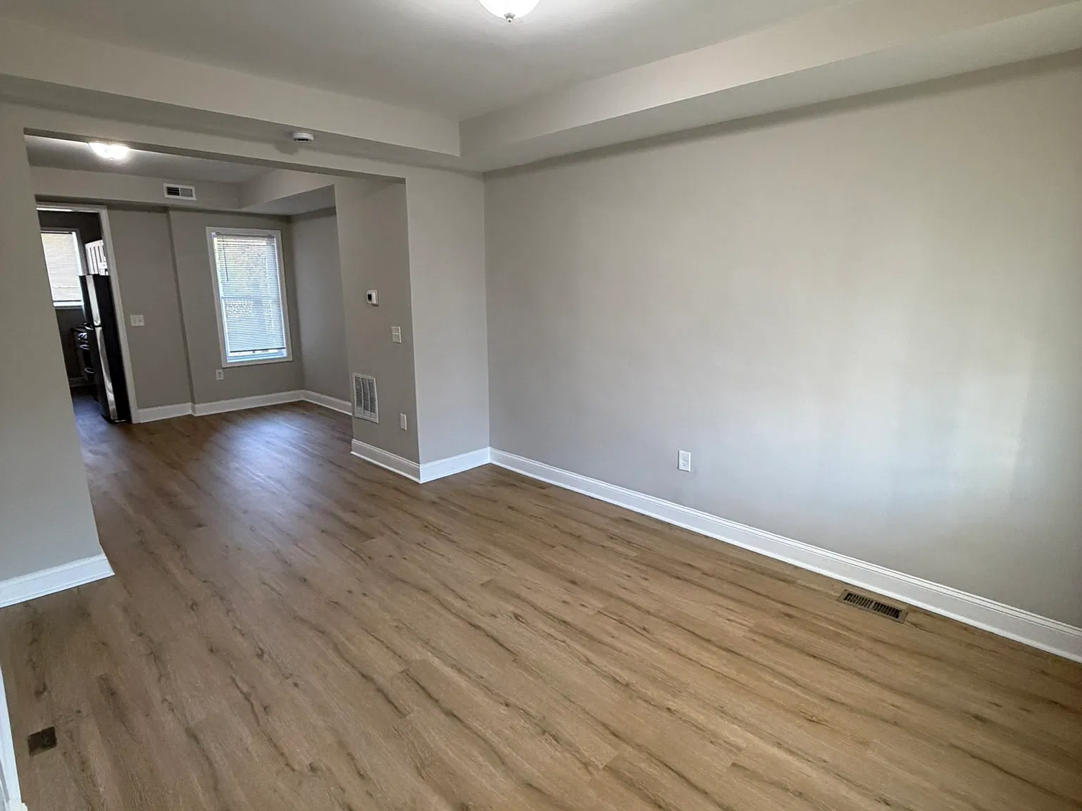 3 bed, $2,195 — Photo 3