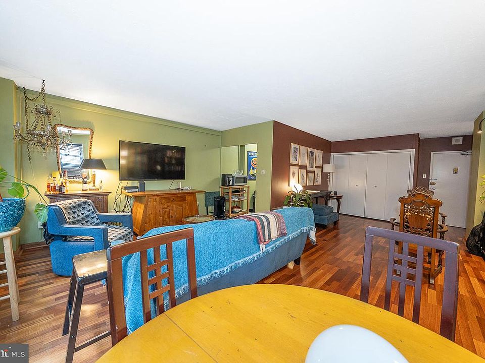 1st image of 118 S 21st St APT 210