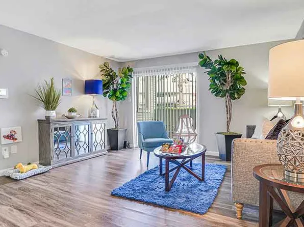 Westmount at Copper Mill Apartments