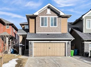 177 W Cougar Ridge Close SW, Calgary, AB T3H0V4