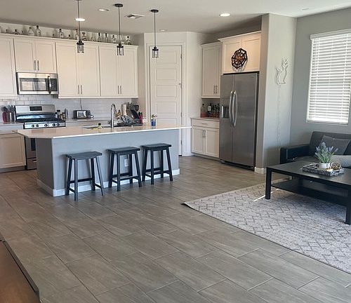 3rd image of 6910 S 13th Way