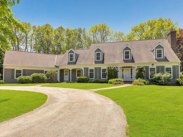 14015 North Thorngate ROAD, Mequon, WI 53097