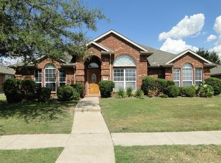 7710 Glenview Way, Rowlett, TX 75089