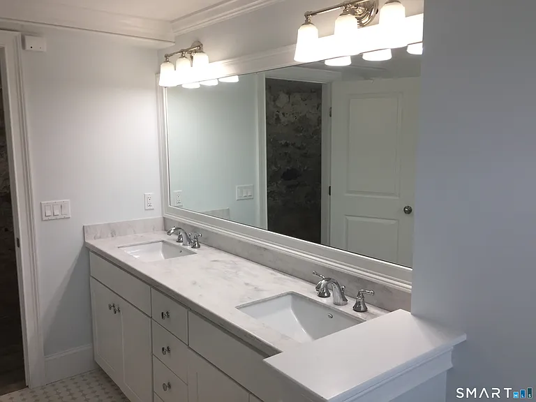 19 Deercliff Rd — Photo 31