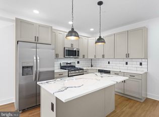 2647 Reed St FLOOR 2, Philadelphia, PA 19146