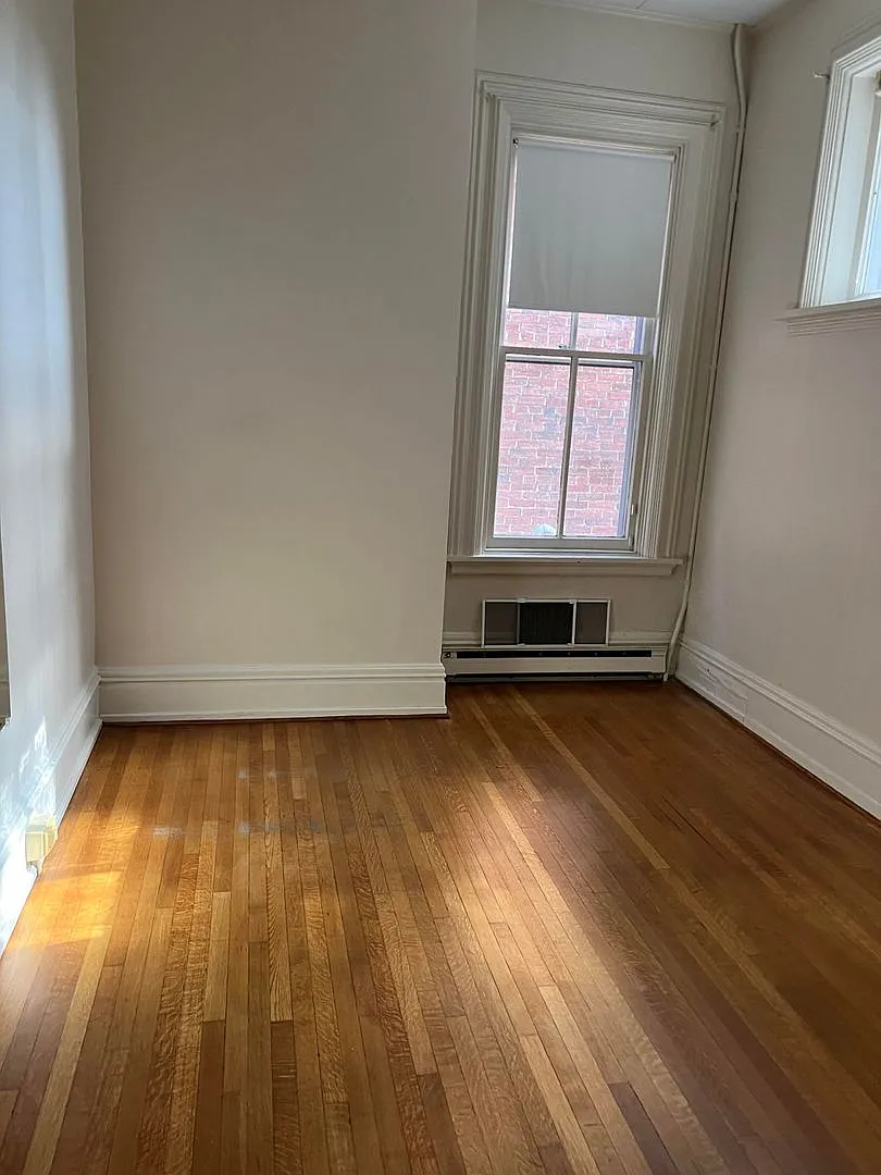 150 W Louther St — Photo 4