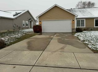 1780 E 105th Ave, Crown Pt, IN 46307
