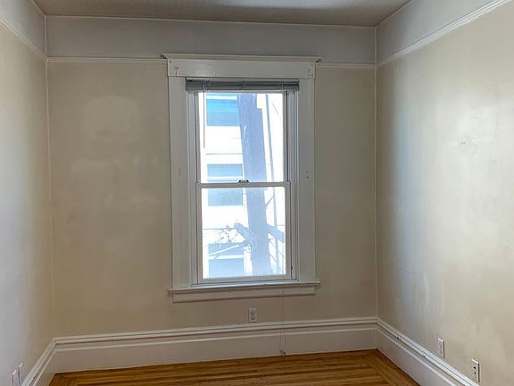 3rd image of 1405-1417 Broderick St