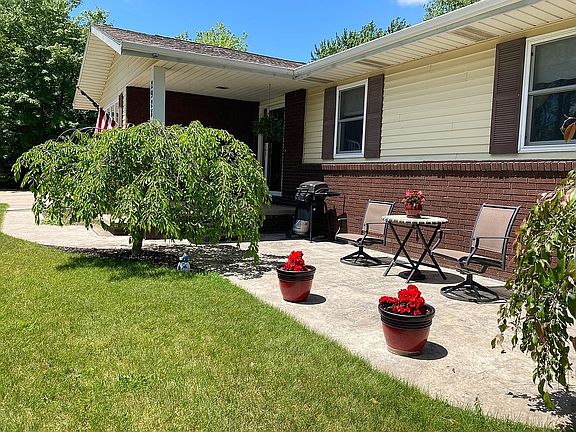 Stamped cement patio