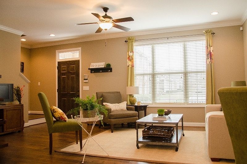 2nd image of 1111 Sugarhill Pl