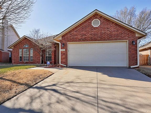 3rd image of 2608 Weymouth Way