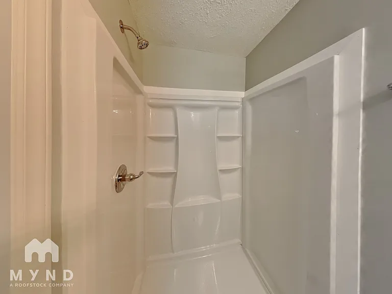 1114 8th St — Photo 11