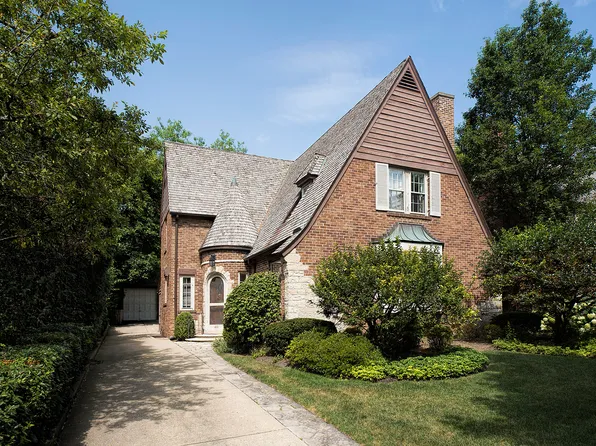 410 Brier St, Kenilworth, IL 60043