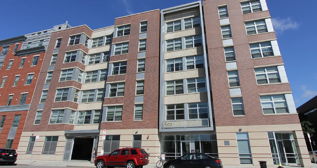 Albany Street Apartments — Photo 1