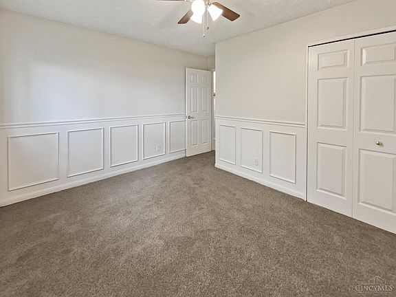 3rd image of 1536 E Meadowbrook Dr