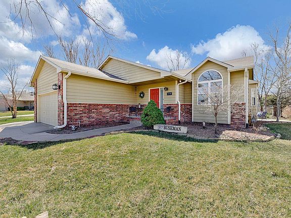 2nd image of 1719 N Black Oak Ct