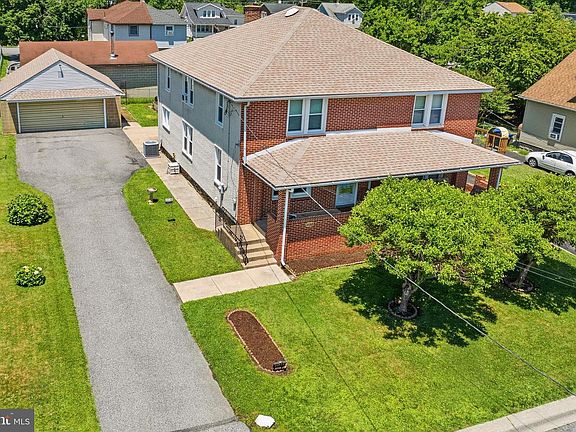 2nd image of 1122 Galbraith Ave