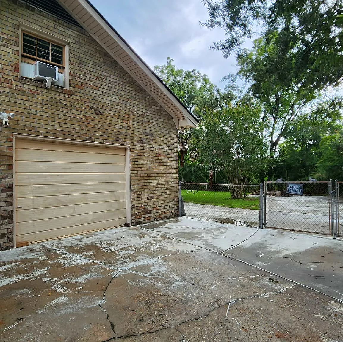 4 bed, 1606 sqft, $725 — Photo 2
