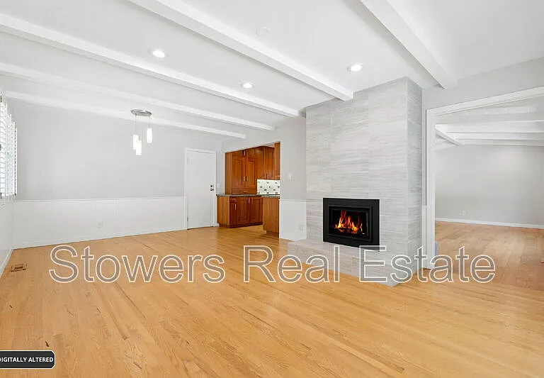 1099 Larch Ave — Photo 13