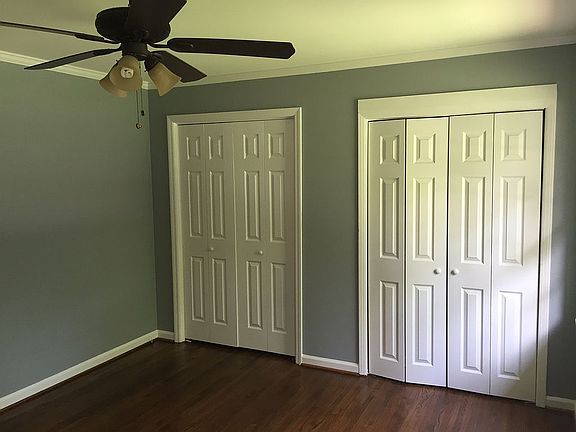 3rd image of 3017 Whispering Pines Cir