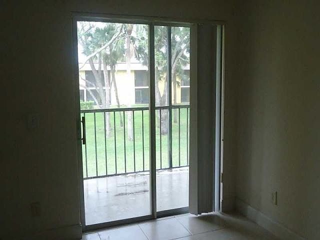 2nd image of 408 Meadows Cir