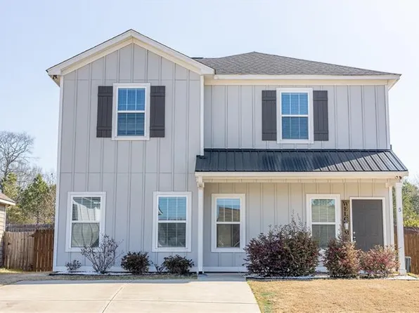 5 Vineyard Dr, Phenix City, AL 36869