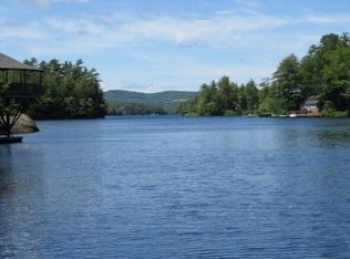 19 Strawbridge Ln, Camden, ME 04843