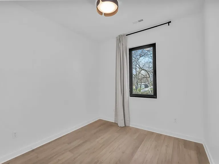 641 S Lyerly St — Photo 20