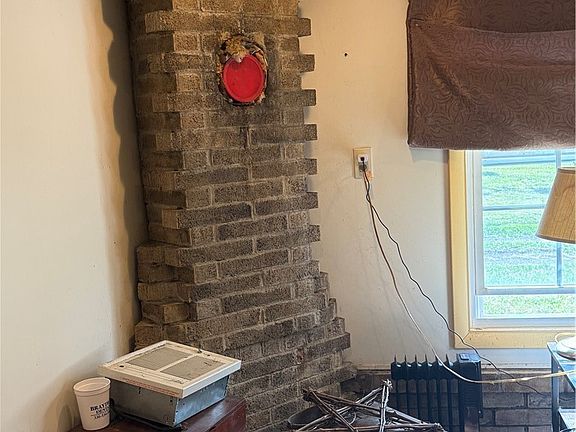 4th image of 4848 Canfield Rd