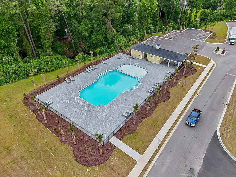 338 Myrtle Meadows Dr — Photo 4