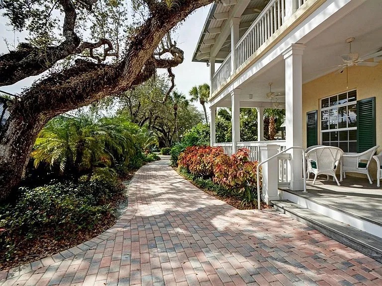 8820 S Sea Oaks Way #204 — Photo 7