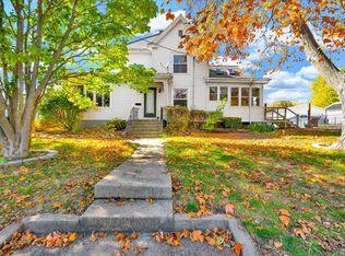 393 E Front St, El Paso, IL 61738