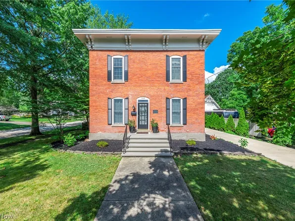 318 Courtland St, Wellington, OH 44090